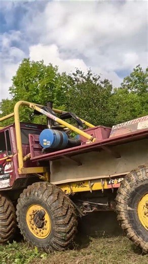 8x8 Tatra went into the forest