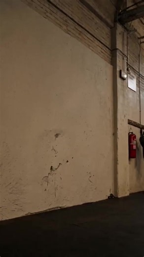 Our Janitor Is the God-Fist Champion — 高兴 06.08 剧情顺剪