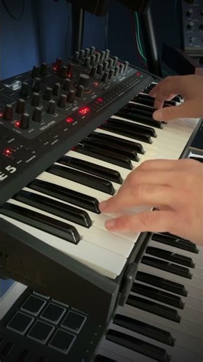 Alive - Hillsong Young & Free (Synth Cover)
