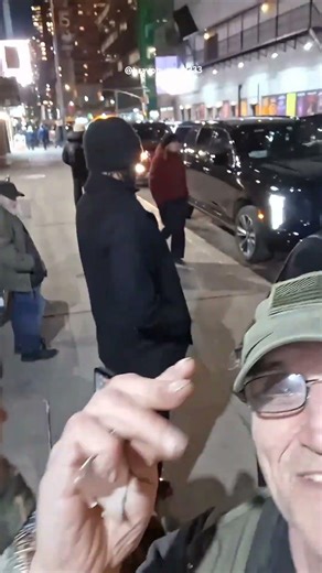 #actress Maggie Gyllenhaal