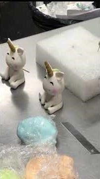 Unicorn Topper part 2🦄🌈🎂 #cakedecorating #unicorn #cake #short