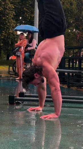 Brutal Calisthenics Reaction by Vitaliy Feschuk