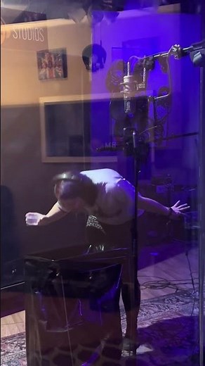 Cooking up some new material in the studio with ‪@strangelikemeband‬ 💦👩🏻‍🍳 #strangelikeme