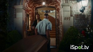 Realtor.com TV Spot, 'Vampire: 3D Tour'