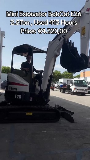 Used Mini Excavator BobCat E26 2.5Ton , perfect condition , worldwide shipping 🚜🌎