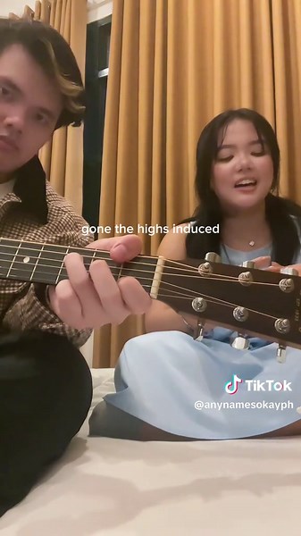 how the heart breaks is one of our most vulnerable and most sincere songs to date, so we're happy that it's all yours now. here's to mending all our broken hearts ❤️‍🩹💧 #fyp #fyppppppppppppppppppppppp #RisingOnTiktok #tiktokmusikat #anynamesokay #heartbroken #relationship