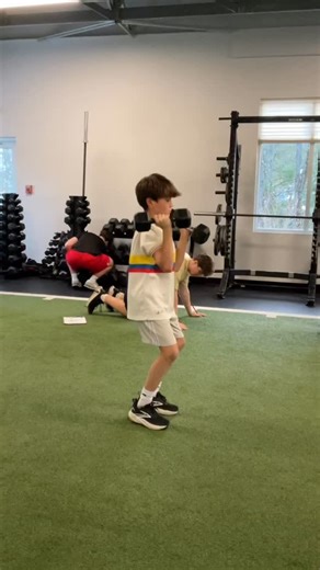 Explosiveness starts from the ground up. These lower body power drills aren’t just about jumping higher—they teach athletes how to apply force quickly and efficiently. We train athletes not just to lift heavy, but to lift with functional benefits in mind, turning strength in the gym into power, speed, and performance on the field or court. Looking to build more strength and power this winter? Message us with the phrase FREE TRIAL and we’ll hook you up with a complimentary session and consult. #l