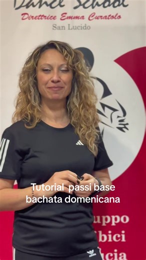 Tutorial passi base di bachata domenicana, conosciuta per la sua velocità e il ritmo coinvolgente. La gestualità non è molto accentuata. #tutorial #perte #bachata #domenicana #neiperte #tiktok #scuoladiballo #pasioncaribedanceschool #calabria