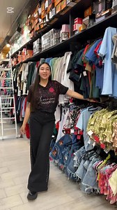 En nuestro local vas a encontrar de todo para tu emprendimiento con nuestra variedad de sectores con distintos rubros! Te esperamos🩷🫶🏻 | Showroom Nosotras