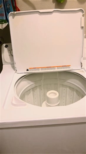 Washer filling up with water sound effect