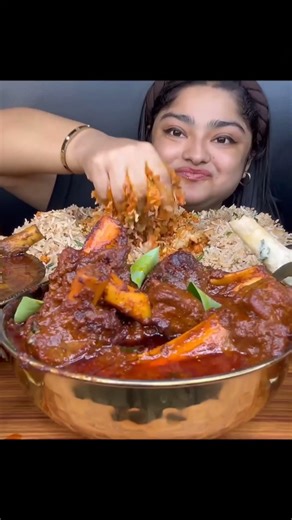 ASMR: Eating chicken curry BIRYANI Mukbang eating challenge ASMRshorts#shortsvideo #mukbanghorfun