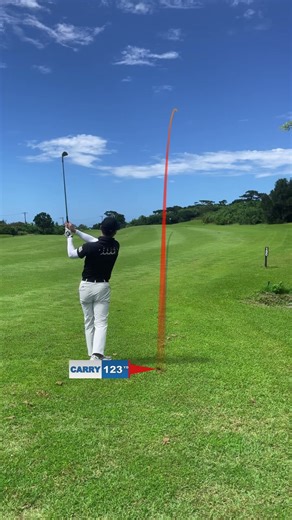 On the first hole, I missed a 50-centimeter putt. #golf