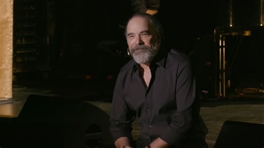 Mandy Patinkin shares his universal love for performing live