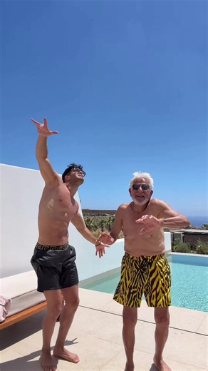 Mykonos Pappous (Grandpa) moments | Funny grandpa in Mykonos