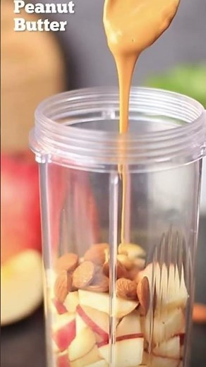 Refreshing Apple Smoothie Recipe | Healthy & Quick drink 🍸