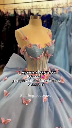 Encuentra nuestros productos en Instagram 😍#vestidostendencia #parati #xvaños