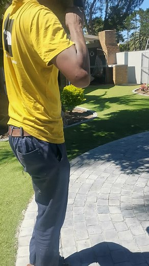 A green pool always needs some oxidiser as a start to turning green into a blue sky pool . Follow our page for more content 👍! #poolchemicals #supereaglepools #poolmaintenance #swimmingpool