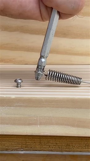 Great Ideas with Wire #tipsandtricks #tips #Diy | Giana Chambers | Facebook