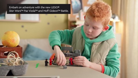 LEGO Star Wars: The Mandalorian Paz Vizsla and Moff Gideon Battle, Fun Building Set for Kids, Collectible Star Wars Toy with 4 Minifigures, Birthday Gift for 7 Year Old Boys and Girls, 75386