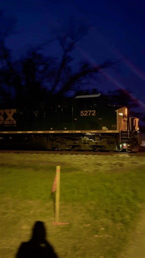 CSXT 5272 leads on CSX M541-23 with a RL K5LA on 02/25/2026 #Shorts #train