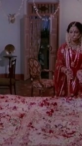 #Madhuri and #Tapas having an argument after marriage, from the movie 'Abodh' | Rajshri
