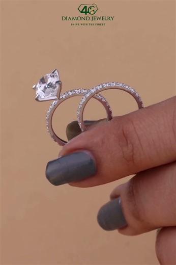 Oval Cut Pave Setting Moissanite Engagement Ring Set