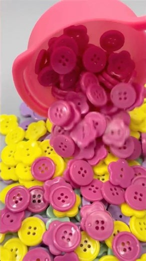 Building a satisfying pile of colorful buttons - delightful colors, relaxing short