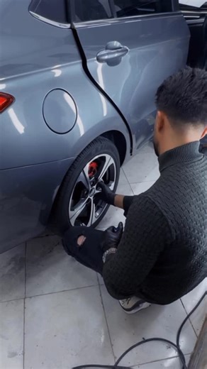 ‎سرامیک خودرو|دیتیلینگ|گناباد|پولیش‎ on Instagram‎: "وقتی سرامیک می‌کنی، ماشینت فقط تمیز نمی‌شه… یه حس لوکس بهش اضافه می‌کنی ✨🚗 #پولیش #سرامیک #دیتیلینگ_خودرو #دکترپولیش_گناباد😍💪 #احیای_رنگ #گناباد #اقتصادی #بازسازی"‎