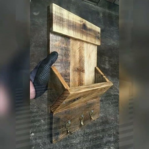 simple DIY wooden pallets projects for beginners