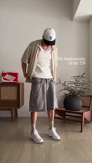 Unboxing Nike Tn Air Max Plus | Triple White Sneakers