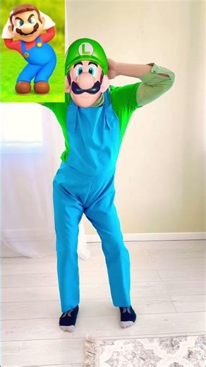 Luigi’s dance went totally wrong! Super Mario Luigi toad toys store #supermario