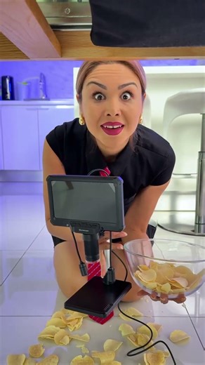 Floor Chips Under Microscope 😳🔬