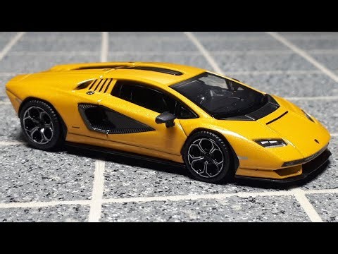 1/64 Lamborghini Countach LPI 800-4 by MiniGT 733 diecast model car review
