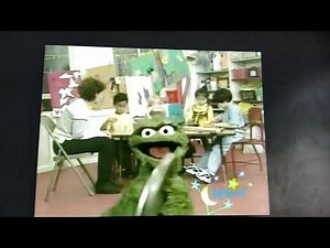 ELMO'S WORLD DANCING MUSIC & BOOKS 2000 VHS
