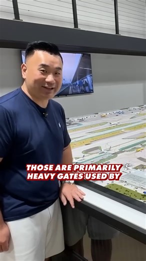 Recreating LAX in Miniature — My First 747 Flight Remembered | Sam Chui