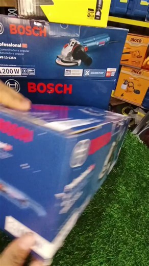 Amoladora Bosch Profesional 1700W: Potencia y Precisión para tu Trabajo