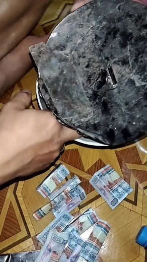 Currency Handling Techniques: Sorting & Counting Tips