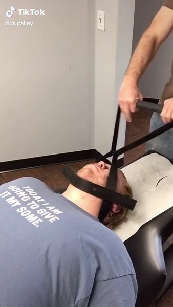 WhY Take Pain Pills? Try Y STRAP! #ystrap #adjustment #chiropractor #chiropractic#fyp#foryou #sendit #asmr #satisfying #LetsCrackIt #painful