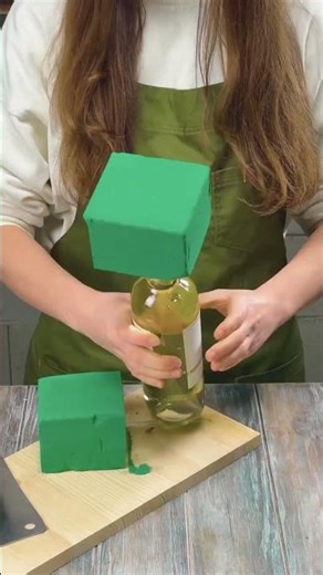 how to arrange flowers like a pro 💐💖 #shorts