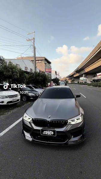 保証秒殺！ 2018 M5 日規 原鈑件 原車黑（貼3M消光灰） #里程4萬公里 #原鈑件 #里程準 #全車精品改 改裝⬇️ 3M 2080 S261(70000)/艾爾盾AE Design 全餐(200000)/Fi 中尾段 對應原廠跑排(150000)/M5 CS尾燈/F90 stage 2/DASP 直通當派一套(35000)/DASP ECU stage 2 特調(48000)/DASP XHP stage 3 特調(15000)/德亞車業 操刀 保守700匹/內裝全碳纖維 40000公里大保養完 油全換新 有工單 花費 51120 火星塞全換新 花費 26000