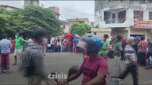 Sri Lankans continued to queue for essential fuel, cooking gas, food and medicine in Colombo on Saturday, as the country’s economic crisis continues. | Bloomberg Originals