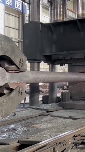 Incredible Heavy Forging Machine in Action