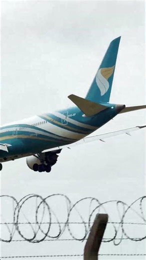 Oman air Boeing 787–9 coming from Muscat to landing Heathrow airport London
