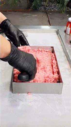 Watermelon Street Ice Cream Mixed Into A Bright And Sweet Frozen Delight #shorts #satisfying #icecre