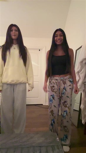 👋🏽 @mia | mia rapper