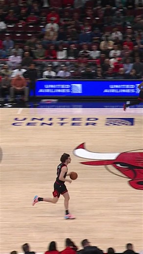 212K views · 2.3K reactions | Josh Giddey’s incredible triple-double lifts the Chicago Bulls to No. 9 in the East, now just half a game behind the 8-seed!   28 PTS, 16 REB, 11 AST, 3 BLK, 2 STL | NBA | Facebook