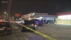 Robber, owner and employee dead after liquor store robbery attempt