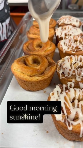 Who doesn’t love a slow motion icing drizzle? Our cinnamon rolls are made from scratch every weekend. We have limited quantities so be sure to stop by early to grab one…or four. And don’t worry if we’re sold out. We have plenty of other scratch made items for you! #local #chapelhillnc #raleigheats #durhamnc #womanowned | Munchilove