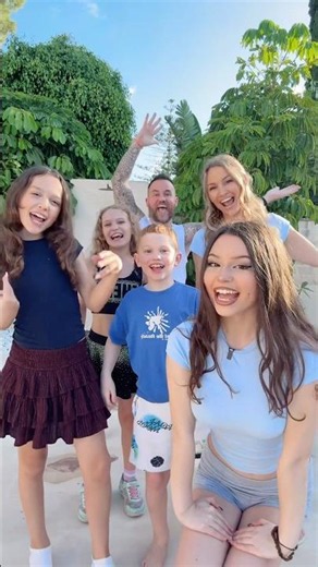 Which team are you on #jonathanjoly #shorts