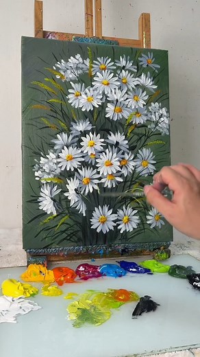 168K views · 4.9K reactions | Acrylic Painting for Beginners | Easy Daisy Flower Bouquet Tutorial | MAY Art. | Facebook